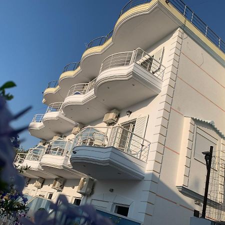 Henardi Apartments Ksamil Exterior photo