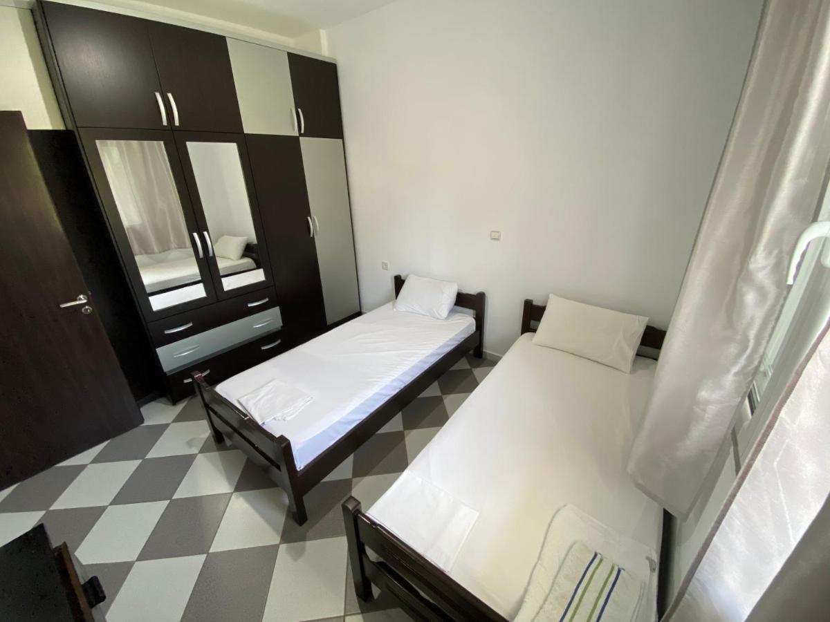 Henardi Apartments Ksamil Exterior photo